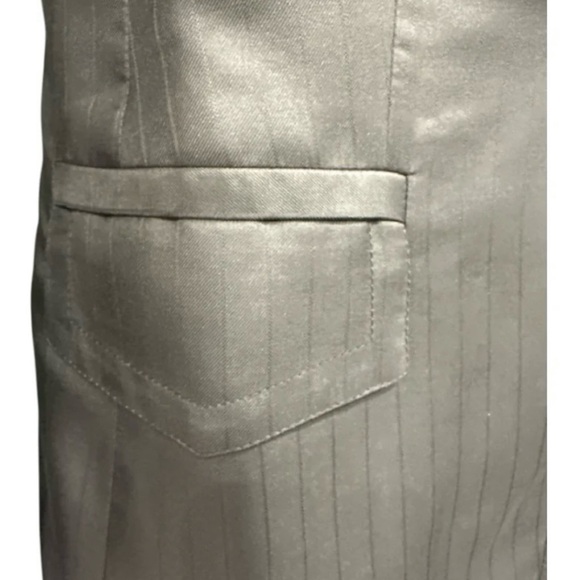 Gucci Size 40 Brown Silk 1 Button Pinstripe Women's Blazer Jacket - Picture 2 of 5